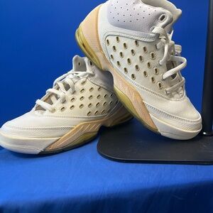 Men's White Sneakers with Gold Accents - Athletic Casual